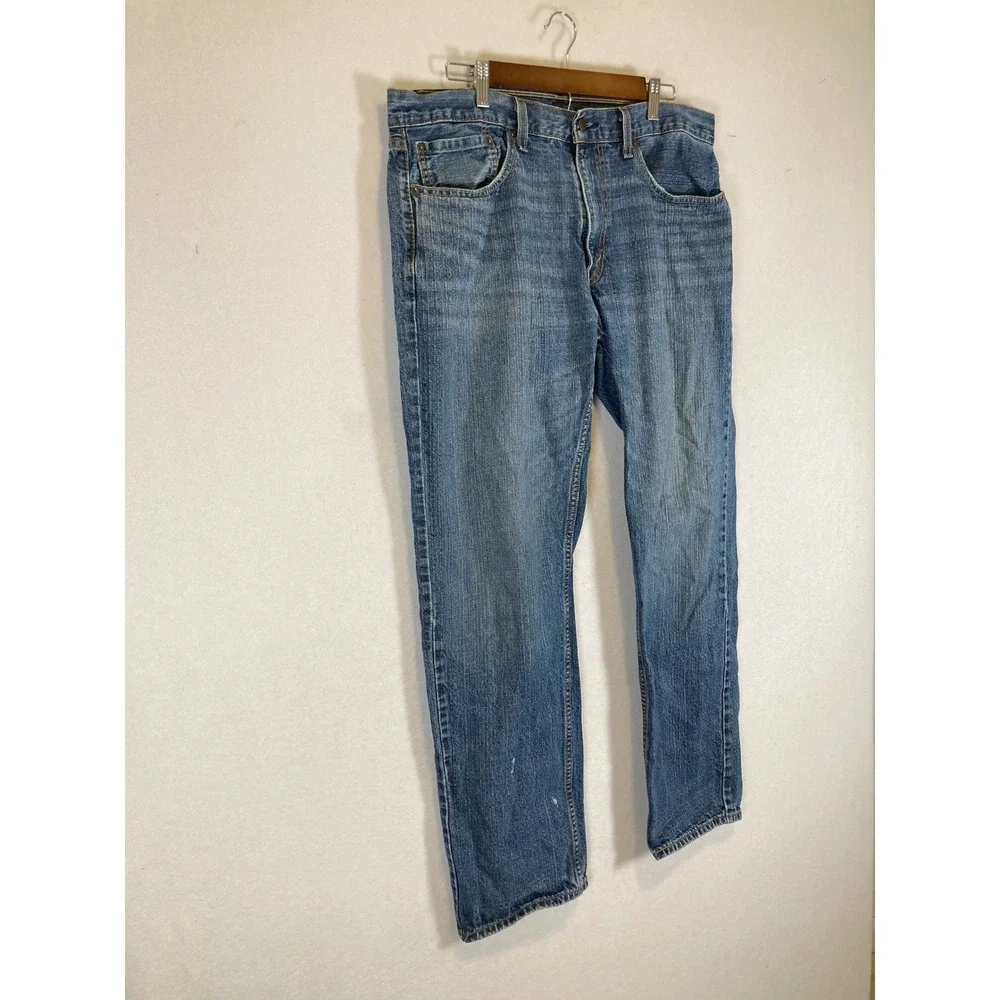 Levis these levi